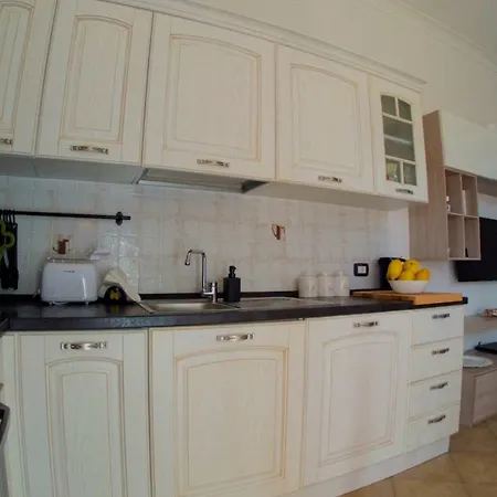 La Cornice Dei Monti Apartment