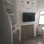 La Cornice Dei Monti Apartment *