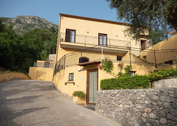 Appartement La Cornice Dei Monti *